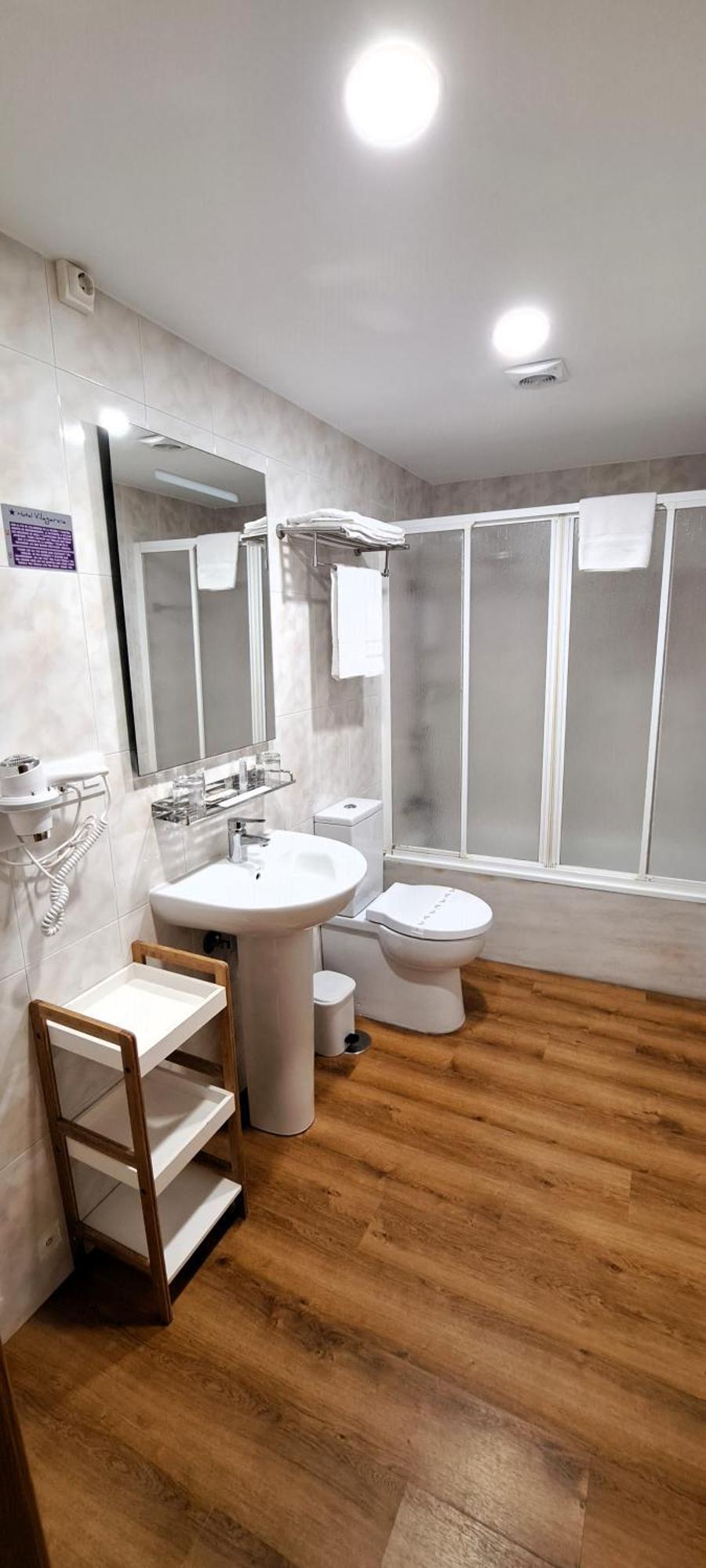 Hotel Vilagarcia Vilagarcia de Arousa Esterno foto