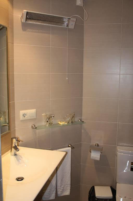 Hotel Vilagarcia Vilagarcia de Arousa Esterno foto