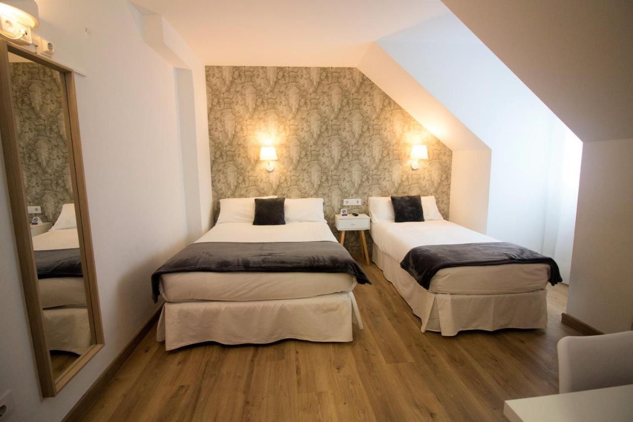 Hotel Vilagarcia Vilagarcia de Arousa Esterno foto