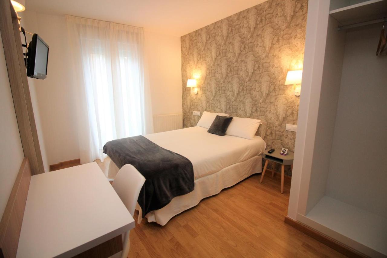 Hotel Vilagarcia Vilagarcia de Arousa Esterno foto